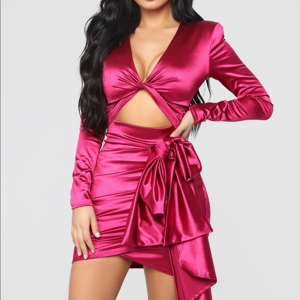 Kylie Jenner hot pink bday dress